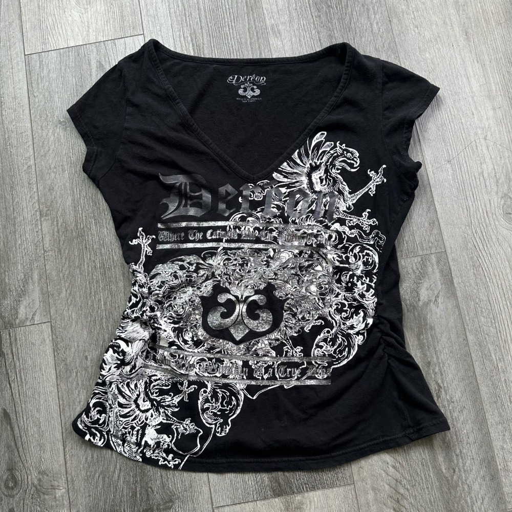 Dereon Graphic V-Neck Tee Black Silver Print Women's Fitted Y2K Style size M